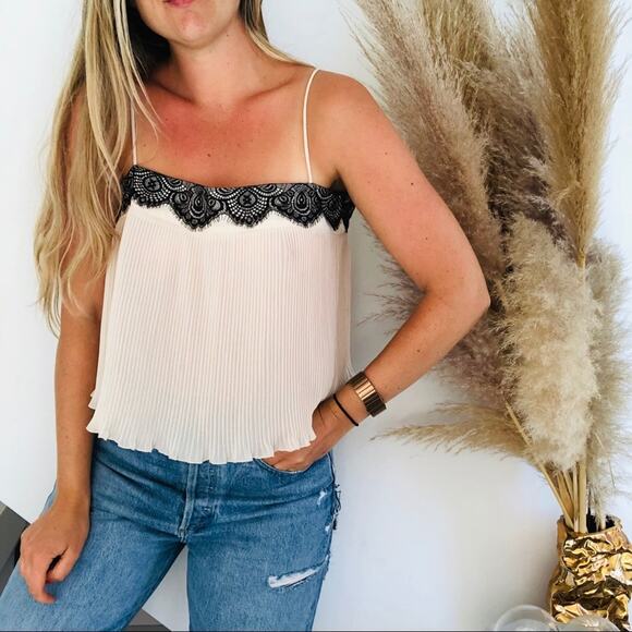 NEW FP FREE PEOPLE Cream Lace Accordion Pleated Tank Top Cami Lingerie Blouse L - Picture 2 of 7